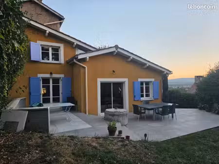 maison – 170 m² –saint just