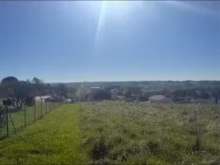 terrain constructible 4 400 m² – belle vue – calme – 3 lots possibles