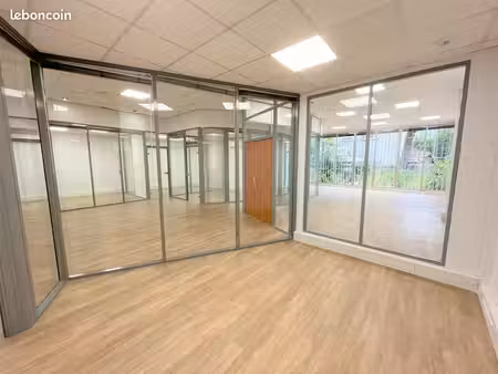 bureaux 260 m² agen