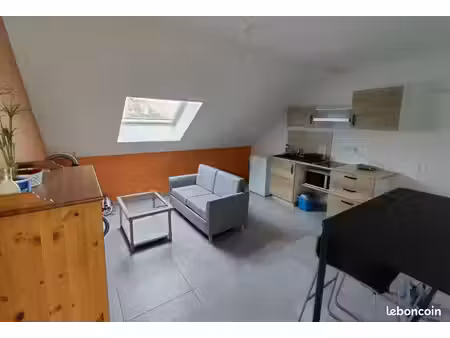 ? t2 meublé 35 m² avec parking – les garennes sur loire