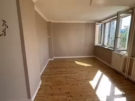 appartement 3 pièces 61 m²