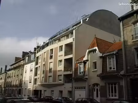 parking/box 10 m² reims