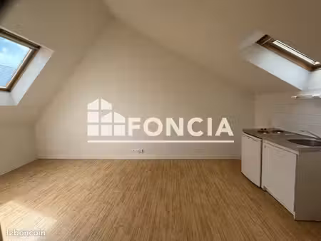 appartement 23.58m² à louer 385 - laval 53000