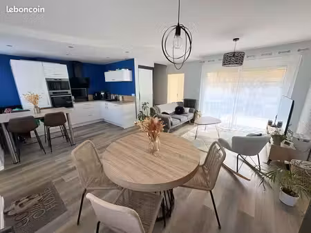 maison 85 m² – 3 chambres – 1 garage refait à neuf – à 2 pas du centre de chalonnes