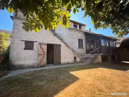 maison 7 pièces 138 m²