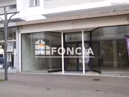 local commercial 134.28m² à louer 3391 - lorient 56100