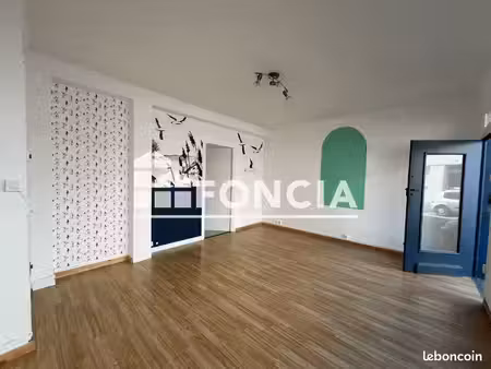 local commercial 2 pièces 35.55m² à louer 396 - lorient 56100