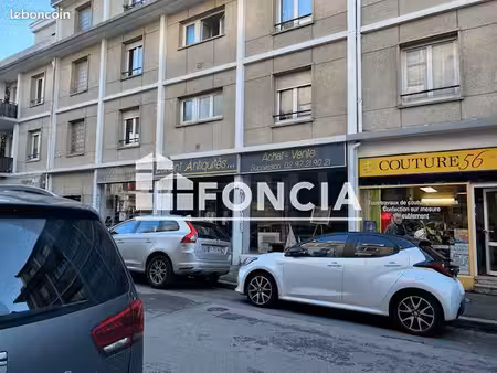 local commercial 96.8m² à louer 800 - lorient 56100