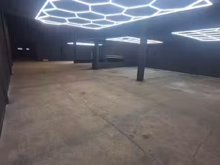 local commercial de 320m2 a betheny
