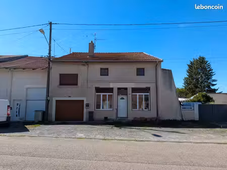 croismare  maison de 145 m²aménagés dans un ancien café  possibilité d’agrandissement envi