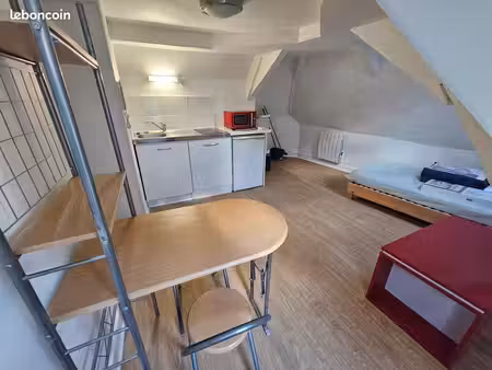 appartement 1 pièce 11 m²