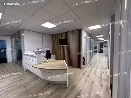 bureaux 202 m²