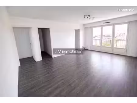 appartement 4 pièces 82 m²