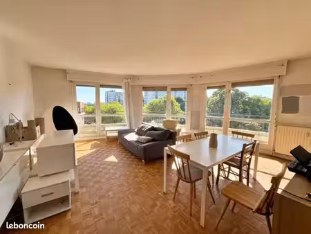 appartement 2 pièces 74 m²