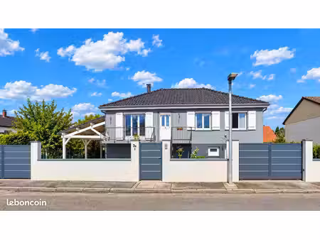 maison 7 pièces 107 m²