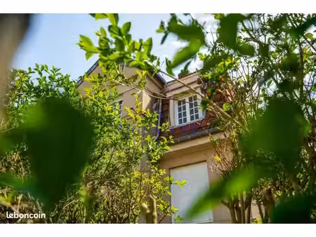 villa 7 pièces 150 m²