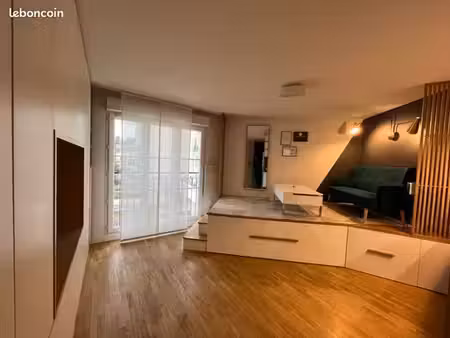 studio 1 pièce 28 m²