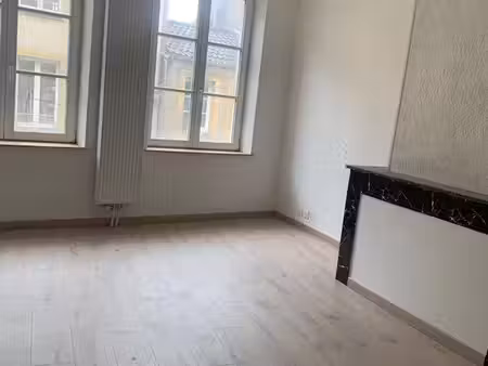appartement t1 proche centre ville à louer