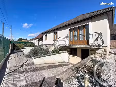 maison 4 pièces 65 m²