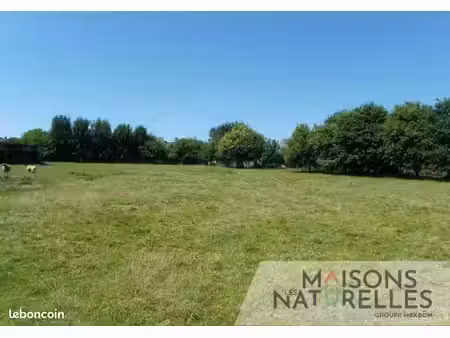 terrain 1 308 m² estreelles