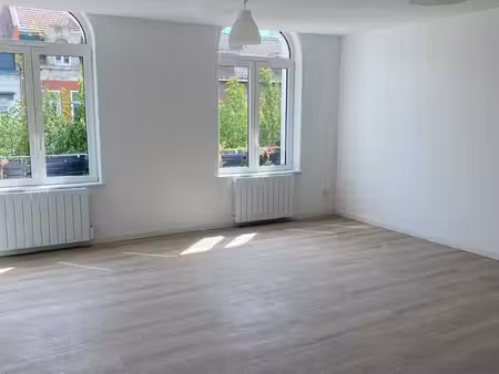 appartement renove t3 hyper centre