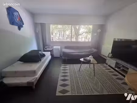 studio 1 pièce 29 m²