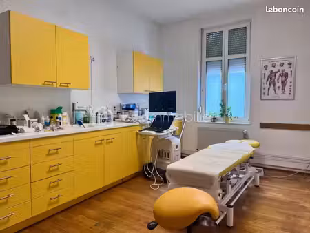 bureau 120 m²