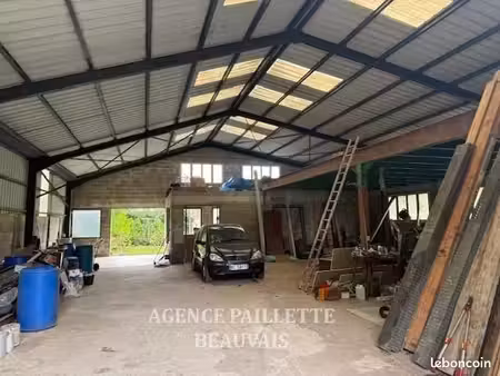 hangar beauvais