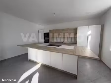 maison de village 7 pièces 120 m²