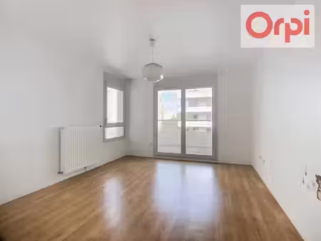 location appartement 3 pièces 56.65 m² à choisy-le-roi (94600)  1 280 €