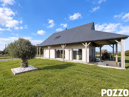 a vendre à buais les monts - maison 7 pièce(s) 146 m²