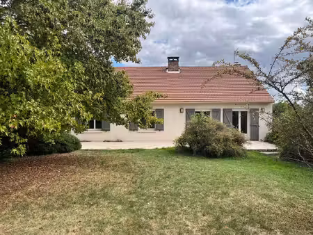 belle maison familiale de 185 m2 6 chambres sur 2200 m2 te