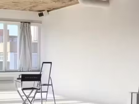 atelier de 240 m² – une page blanche pour imaginer votre projet