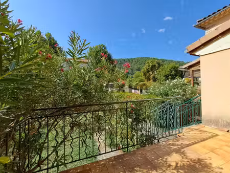 maison de village avec jardin  clède et potentiel à chambori