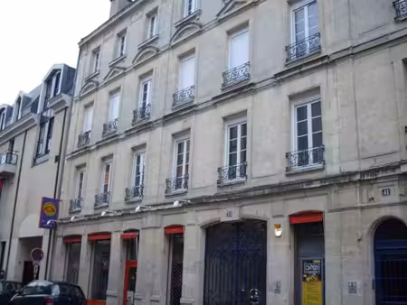 à louer - t1 - rue de bras - caen