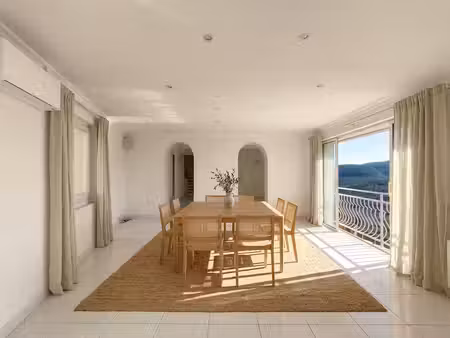 coup de coeur familial : spacieux duplex de 112 m2 écoles e