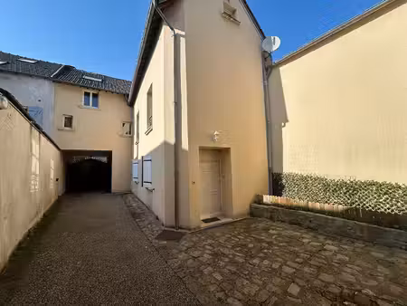 vente appartement 2 pièces  27.00m²  linas