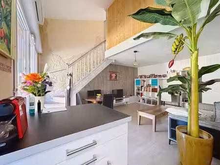 saint-jean – cœur du bois de saget – t4 duplex rénové + parking et balcon