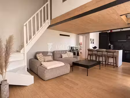 appartement de charme à lambesc – 2 chambres  2 salles d’eau