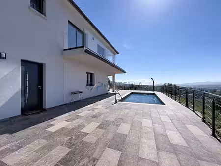 bas de villa t3 meublé avec piscine plaine de peri