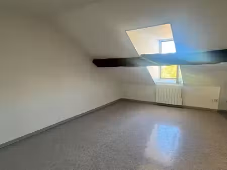 studio - proche des lycées - place du 30 octobre - dijon