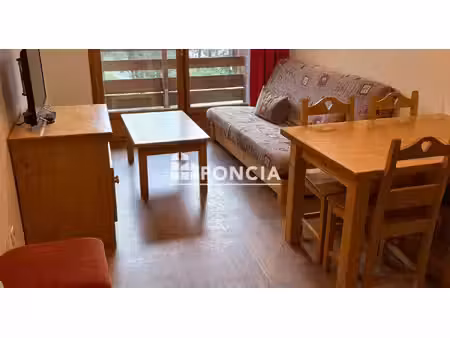 a vendre appartement 2 pièces vars les claux