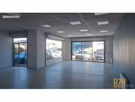 local commercial 120 m² vannes