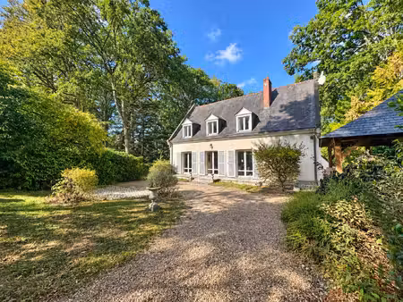 211 m2 habitables + sous-sol complet dans une impasse