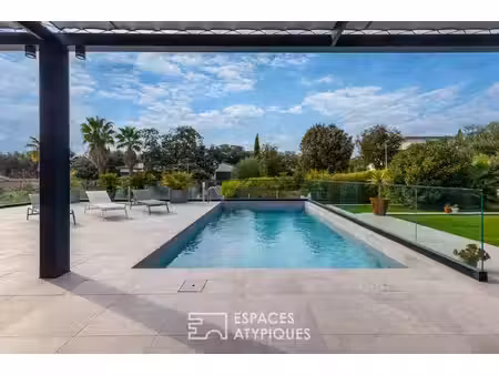 villa contemporaine avec vue panoramique à st gély du fesc