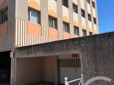 parking à louer - 10 m2 - toulon - 83 - provence-alpes-cote-d-azur
