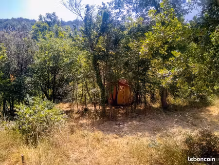 terrain constructible 1300m2