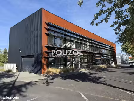 local commercial 640 m² aubière