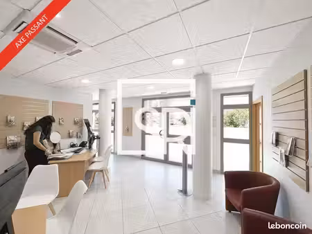 local commercial 141 m² cébazat