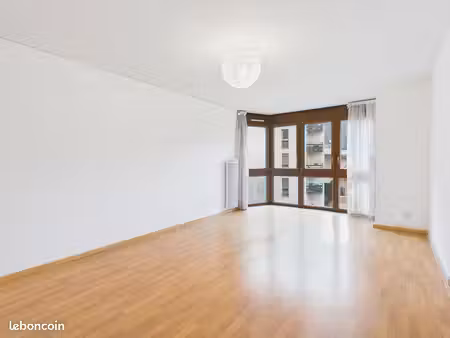 appartement 2 pièces 51 m²